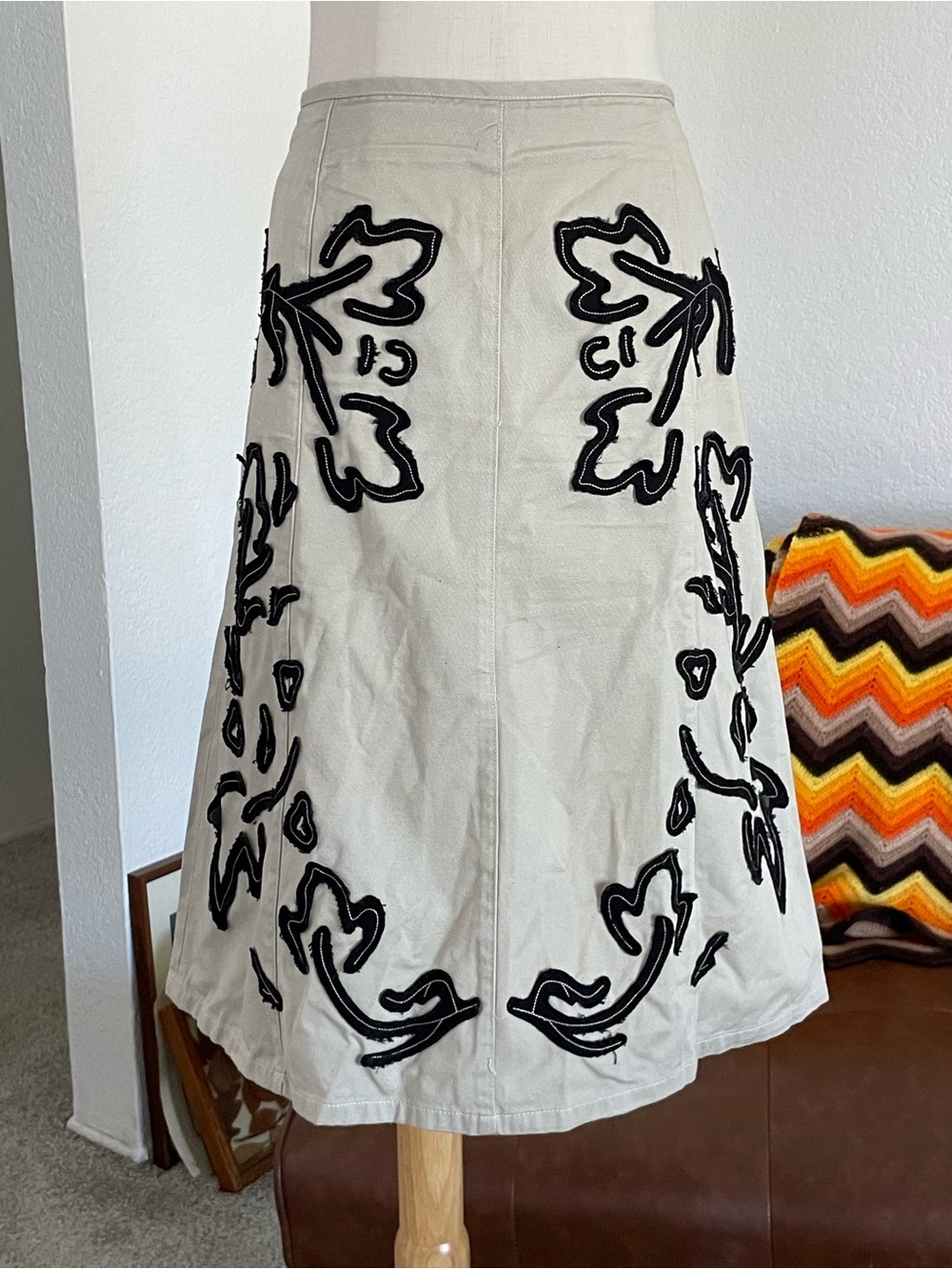 Vintage 1980s INC International Concepts Midi Embroidered Skirt